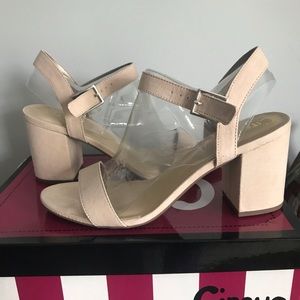 NIB Sam Edelman Ashton Sandal sz 8.5